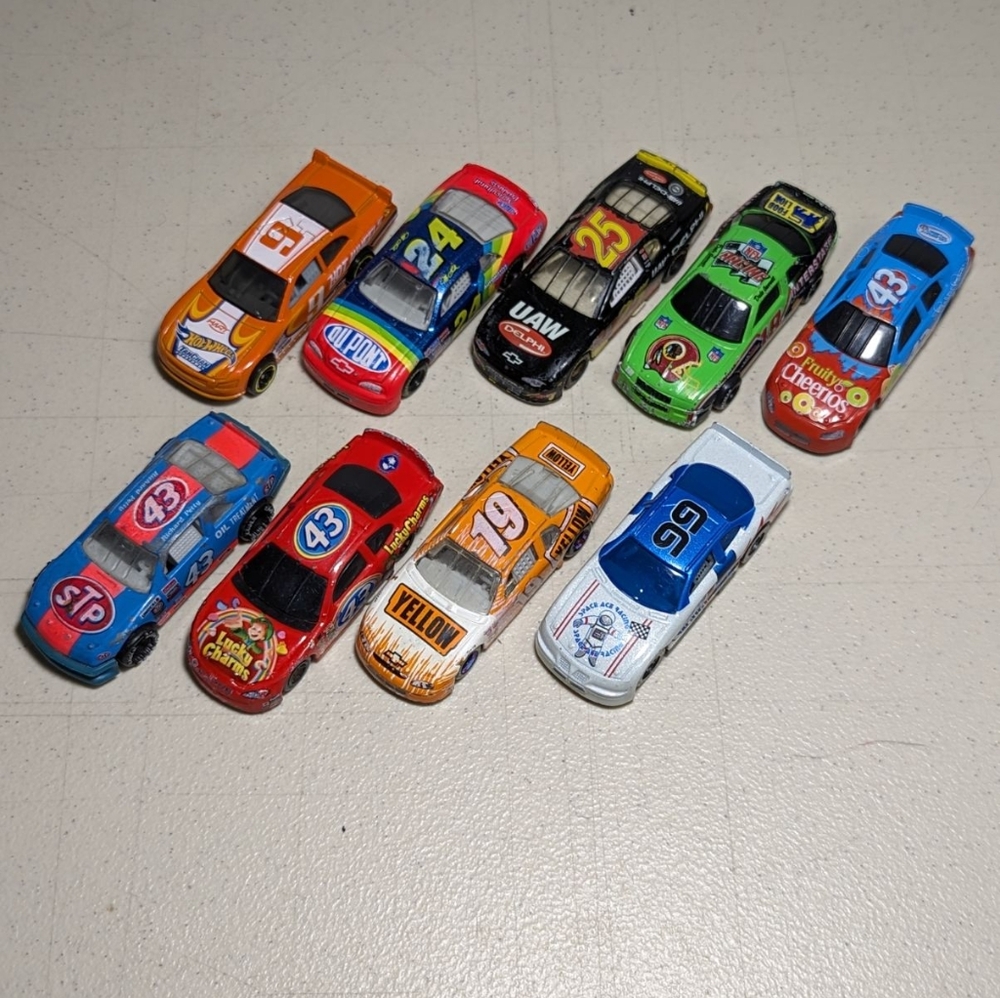 9 Vintage Nascar Race Cars